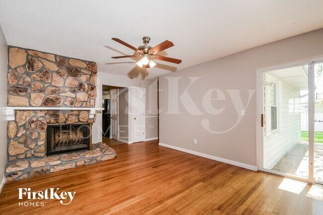 Foto del edificio - 4610 Chippewa Way
