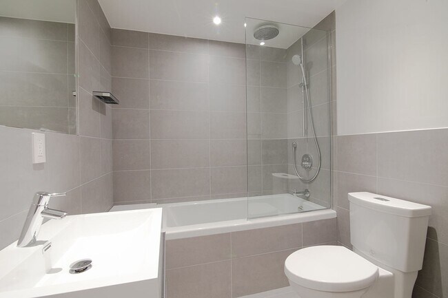 Photo du bâtiment - 3468 Rue Drummond
