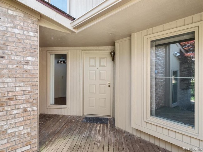 Building Photo - 4291 Foxpointe Dr