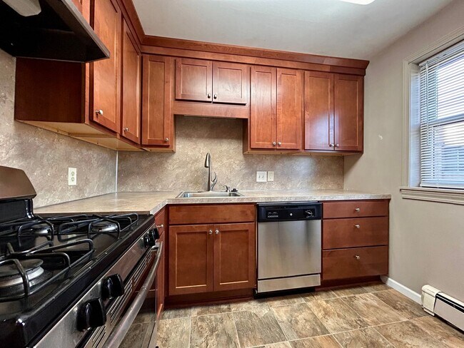 Foto del edificio - Cresent NE Apartments