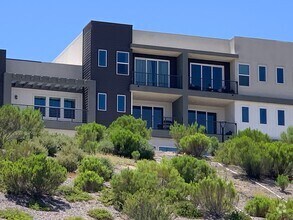 Building Photo - 27226 Cranmore Wy