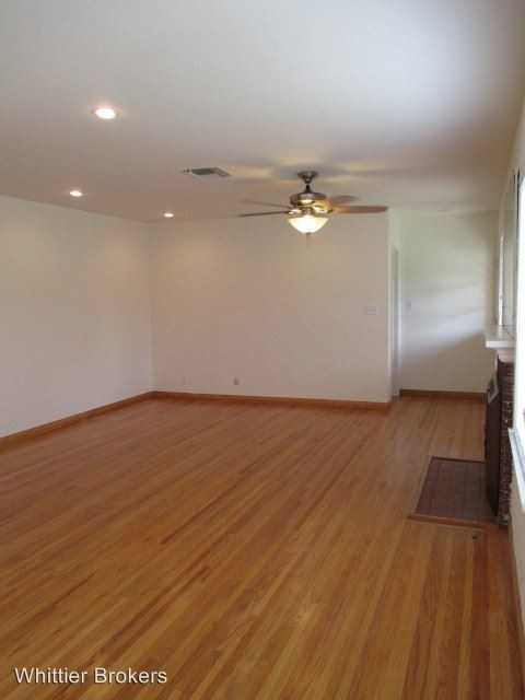 Foto del edificio - 3 br, 1.5 bath House - 15131 Carnell Street