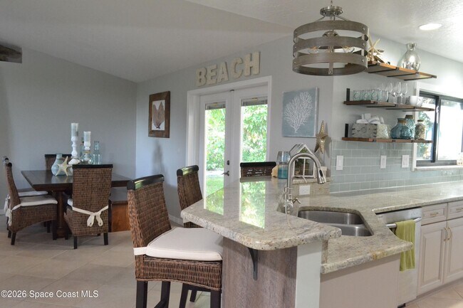 Foto del edificio - 6845 Angeles Rd