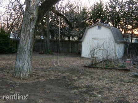 Building Photo - 2 br, 2 bath House - 403 S Kessler St