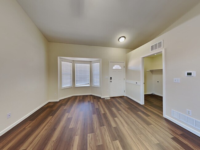 Building Photo - 8342 Freestar Way