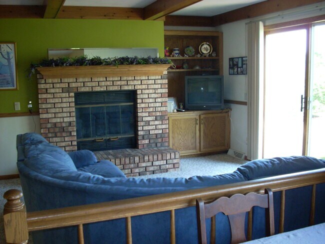 Foto del edificio - 7008 Longmeadow Rd