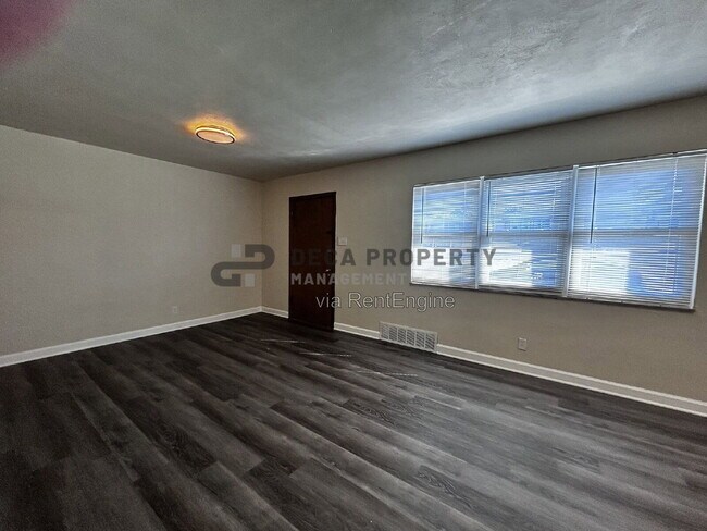 Foto del edificio - 10330 Concord School Rd