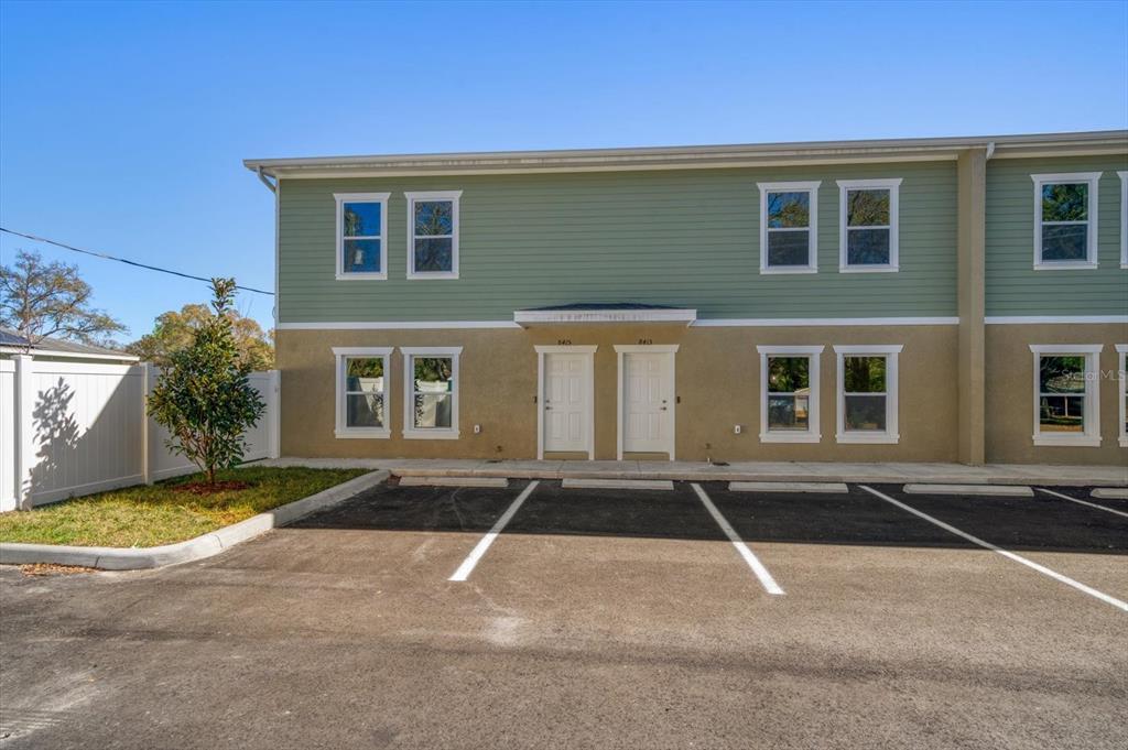 Foto principal - 8411 Daves Homes Pl