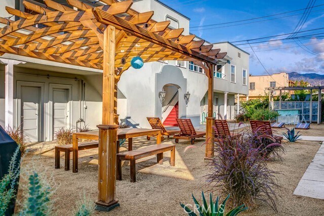 Foto del edificio - 107 N Columbus Ave