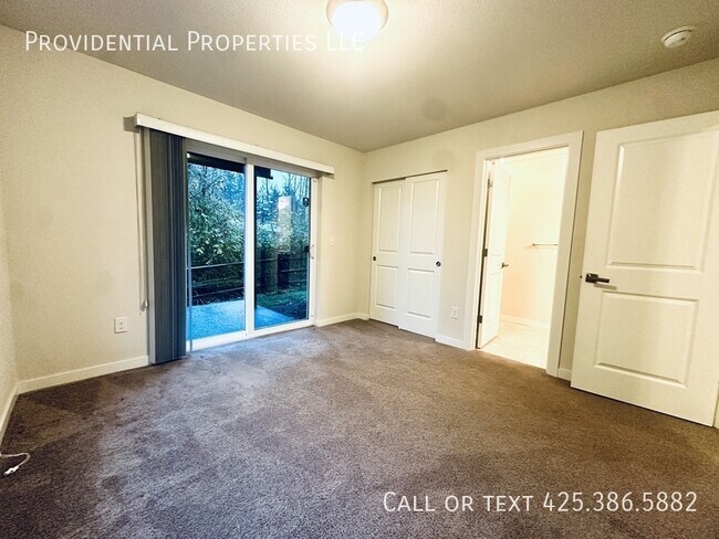 Building Photo - 12915 20th Dr W