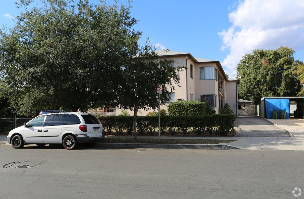 Building Photo - 3223 Andrita St