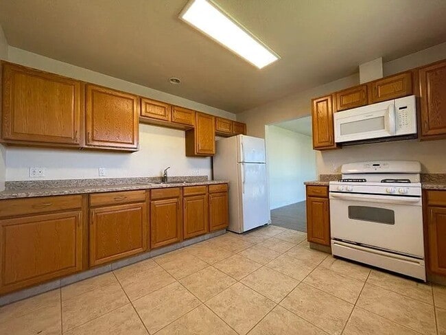 Building Photo - 3509 Jemez Dr