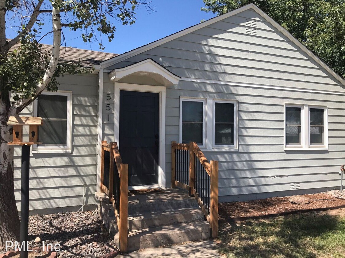 Primary Photo - 3 br, 2.5 bath House - 551 1st Avenue
