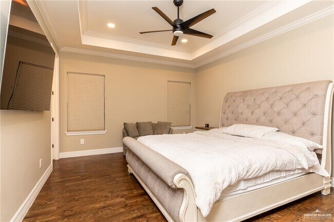 Building Photo - 10 W Alteza Dr