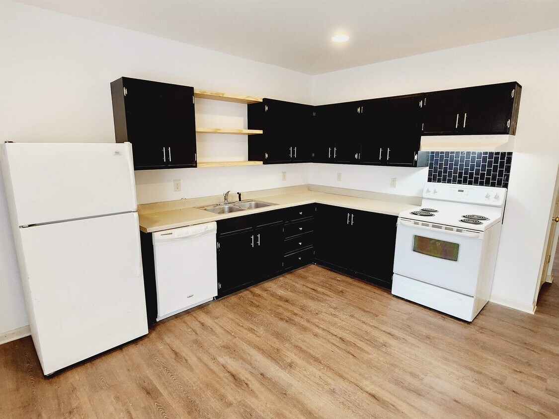 Foto principal - 386 N Champion Ave