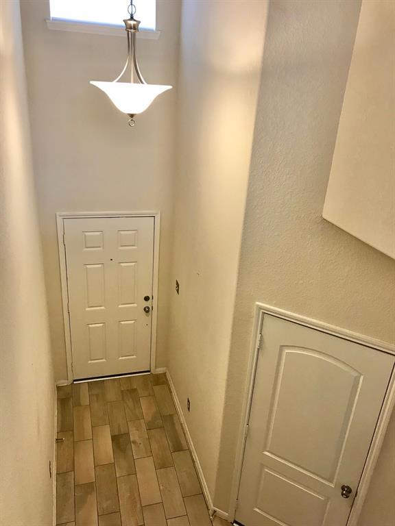 Foto del edificio - 8314 Columbia Forest Dr