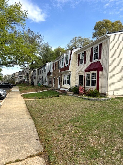 Photo - 1786 Forest Park Dr Townhome
