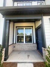 Building Photo - 5714 Rivulet Wy