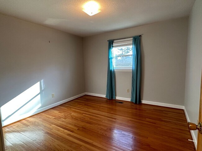 Foto del edificio - Beautiful 3-Bed Rental in Winston-Salem Fo...