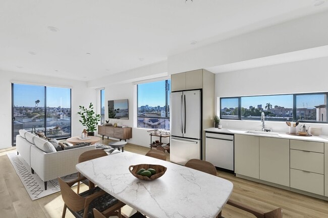 Interior Photo - Gramercy Terrace