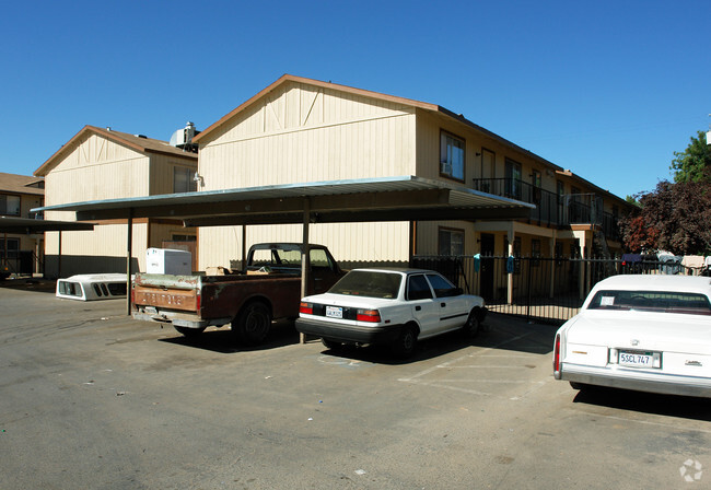 Building Photo - Sunnyside Gardens