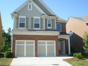Building Photo - 5775 Weddington Dr