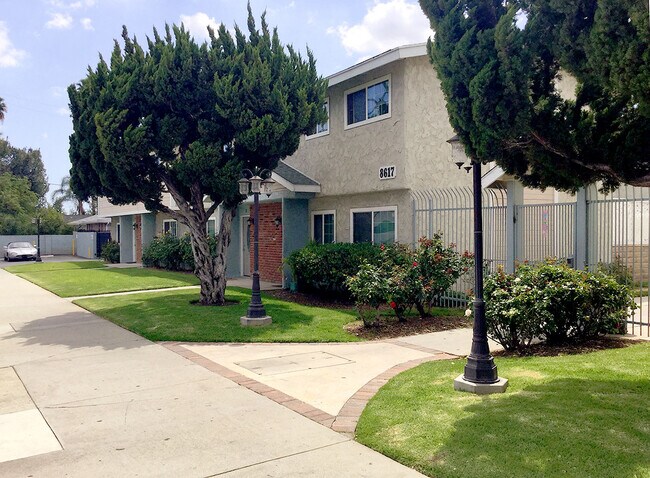 Building Photo - 8621 Wilbur Ave