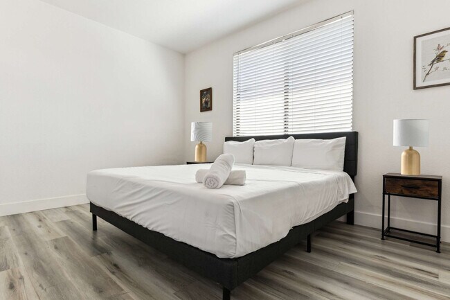 Foto del edificio - 6610 N 93rd Ave