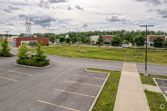 Photo du bâtiment - LUSTRA