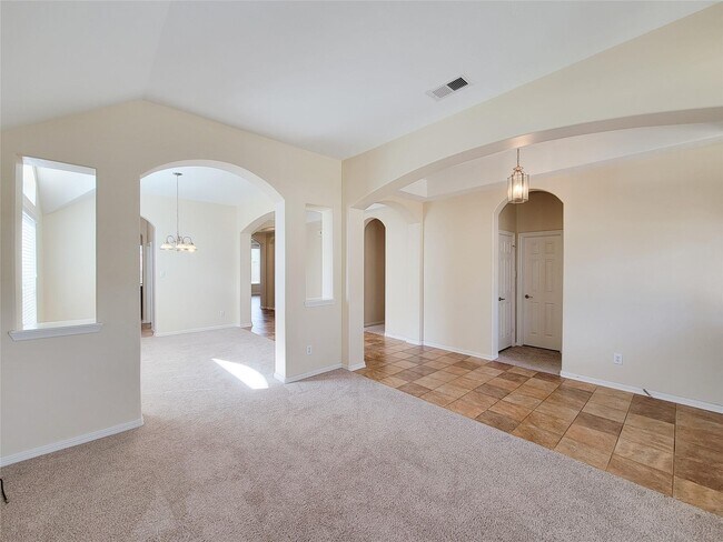 Foto del edificio - 25219 Piney Heights Ln