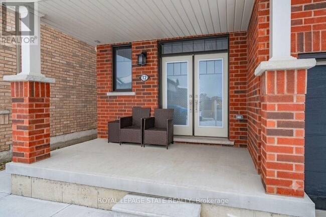 Building Photo - 12 Toffee Trl