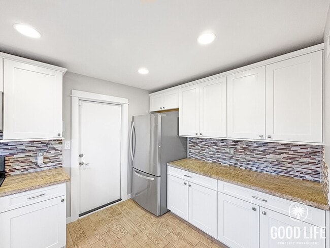 Building Photo - Modern 4-Bedroom Home with Spacious Yard in Prime Clairemont Location