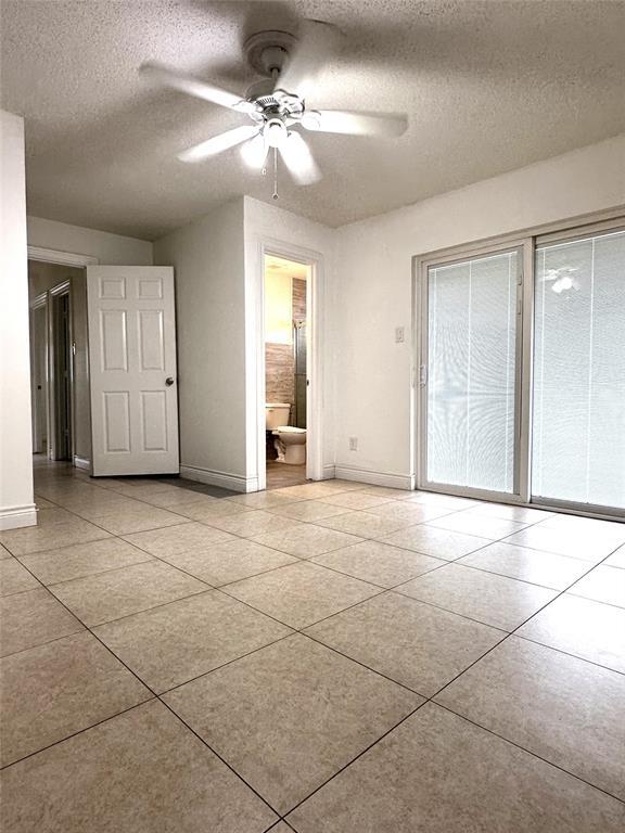 Building Photo - 6914 La Violetta Dr