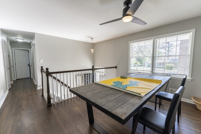 Building Photo - Private Furnished Room in Shared House