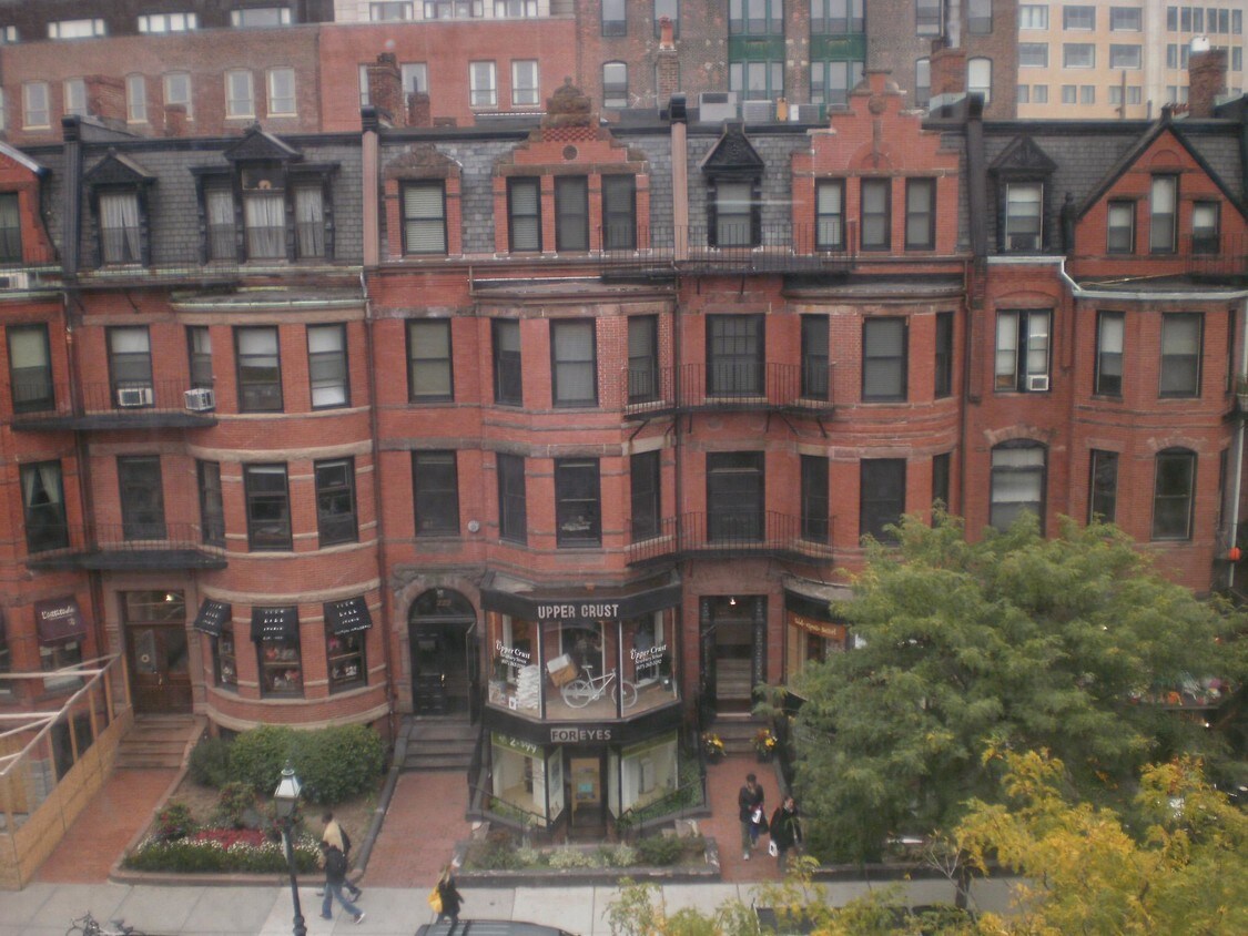 Foto principal - 228 Newbury St