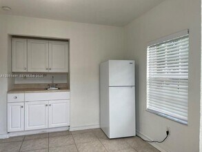 Building Photo - 7850 SW 132nd Ct