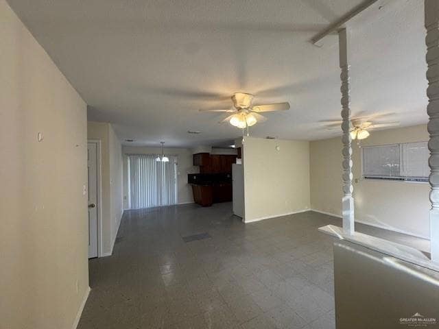 Building Photo - 1719 Vista Chula St