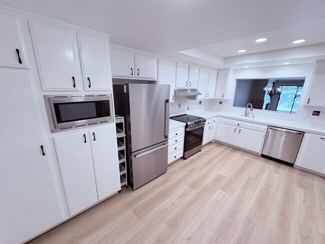 Foto del edificio - 3207 Moritz Dr