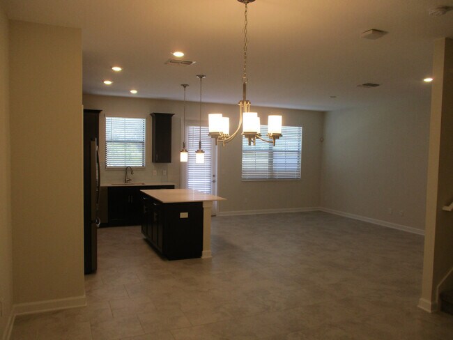 Foto del edificio - 4 Bedroom, 3.5 Bath,Townhome in Lake Nona-...