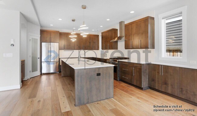 Building Photo - 11500 174th Ave NE