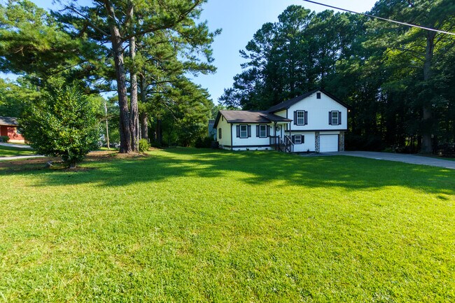 Foto del edificio - 3614 Josh Ct