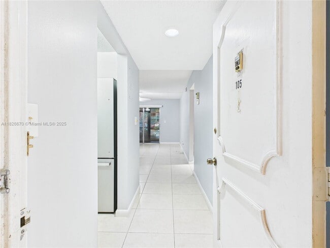Building Photo - 4113 NW 88th Ave