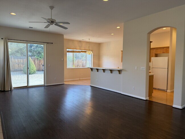 Building Photo - South Reno Home with 4 Bedrooms + 3 Car Garage!