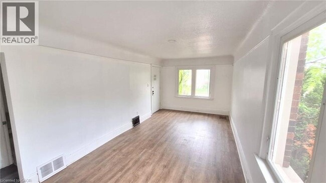 Building Photo - 69 Fairfield Ave