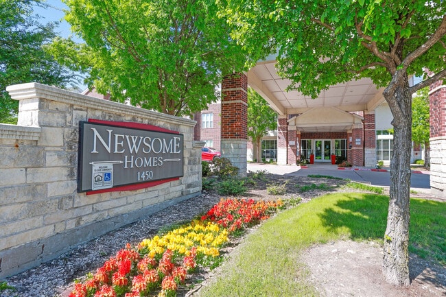 Building Photo - Newsome Homes