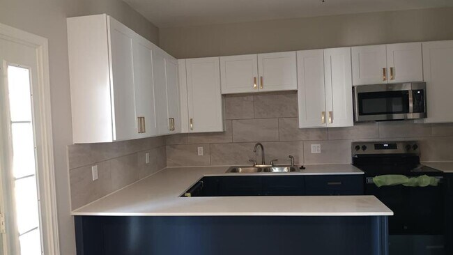 Foto del edificio - 611 Carpenter Ave