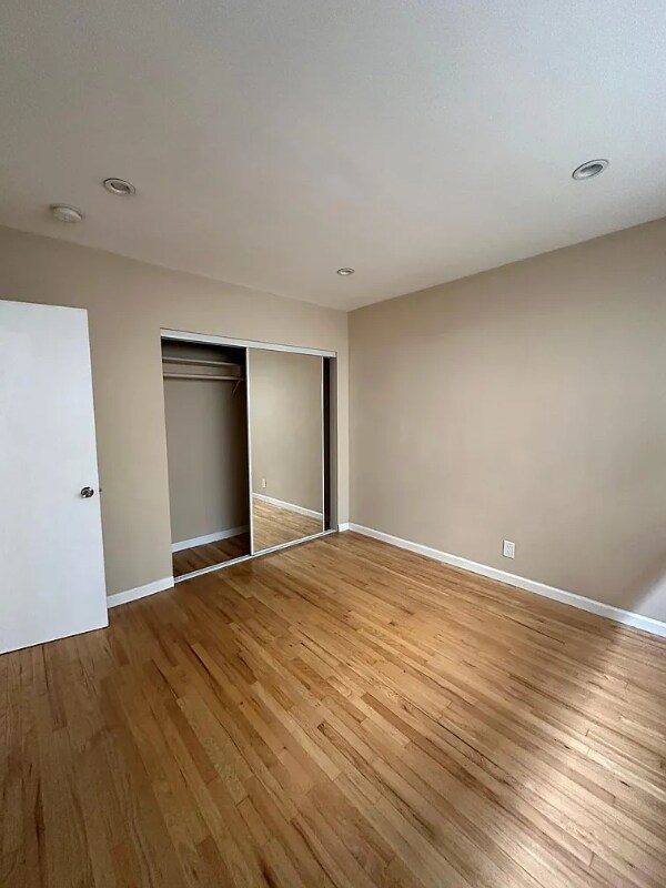 Foto del edificio - 1212 N Formosa Ave