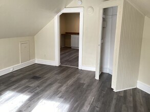 Building Photo - 4228 W Bonny Pl