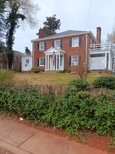 Building Photo - 619 Cabell Ave