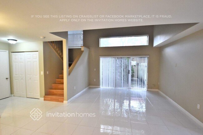 Foto del edificio - 6175 NW 77th Pl
